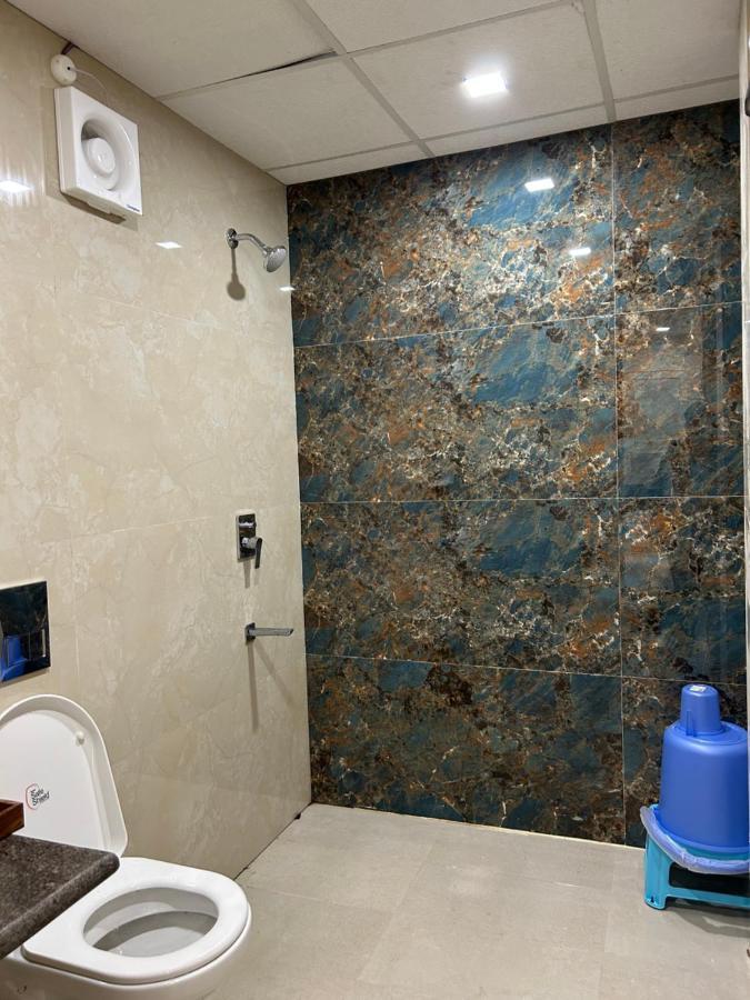 Hotel Cosmopolitan Rooms & Banquet Prayagraj Exterior photo