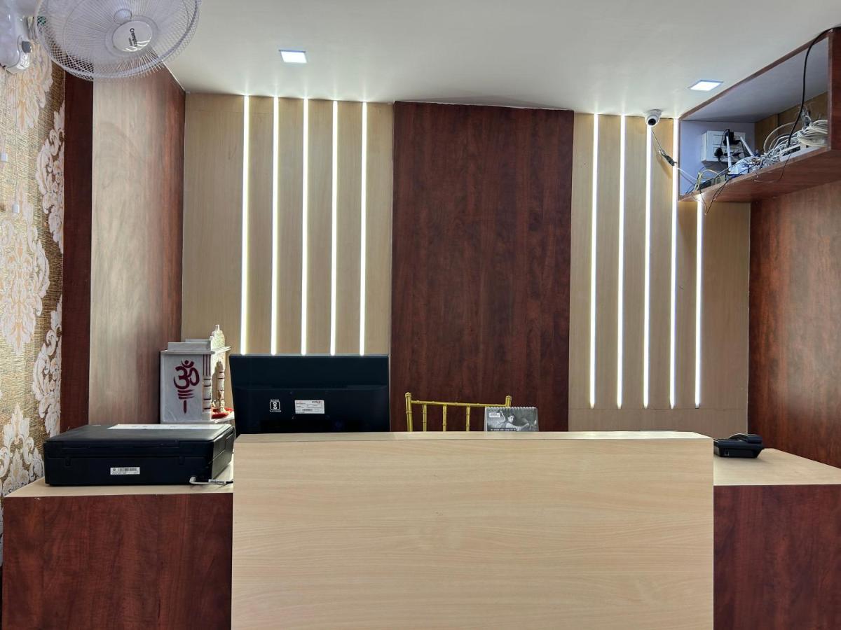 Hotel Cosmopolitan Rooms & Banquet Prayagraj Exterior photo