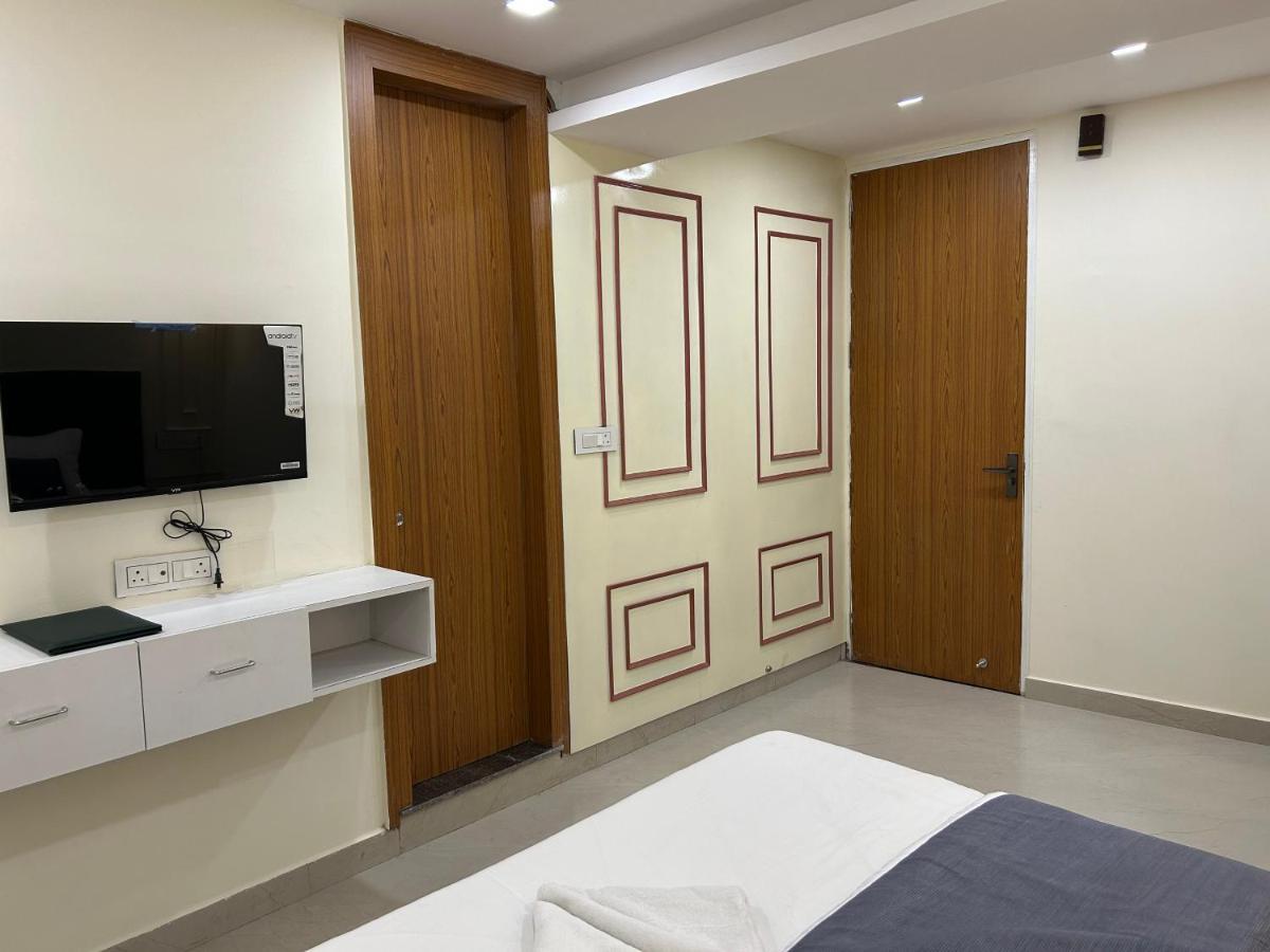 Hotel Cosmopolitan Rooms & Banquet Prayagraj Exterior photo