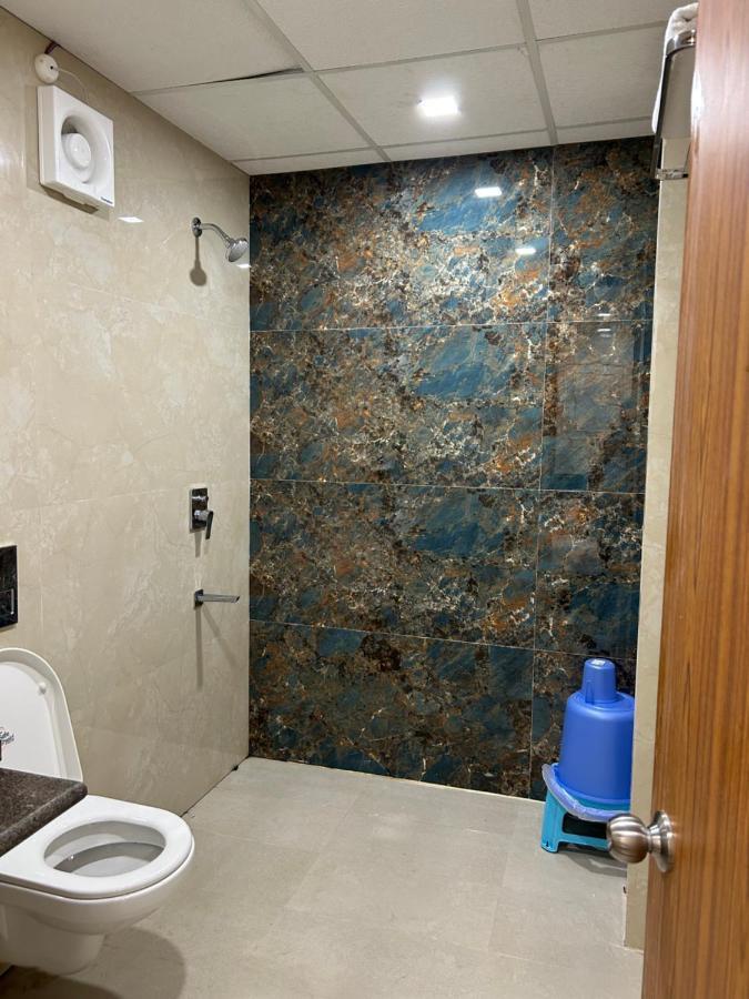Hotel Cosmopolitan Rooms & Banquet Prayagraj Exterior photo
