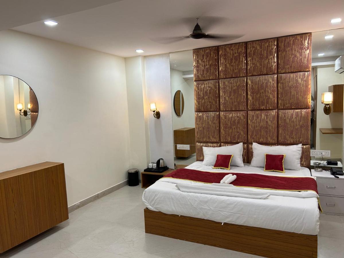 Hotel Cosmopolitan Rooms & Banquet Prayagraj Exterior photo