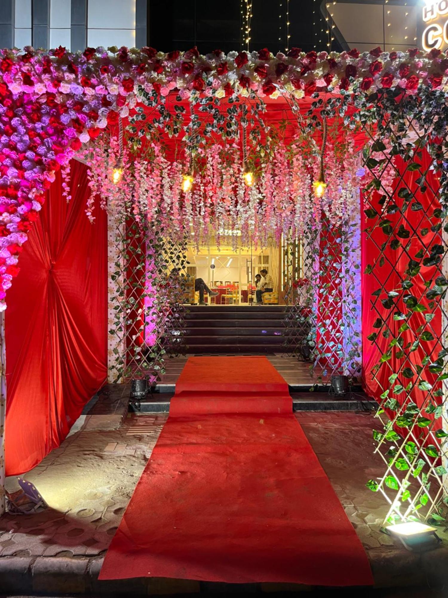 Hotel Cosmopolitan Rooms & Banquet Prayagraj Exterior photo